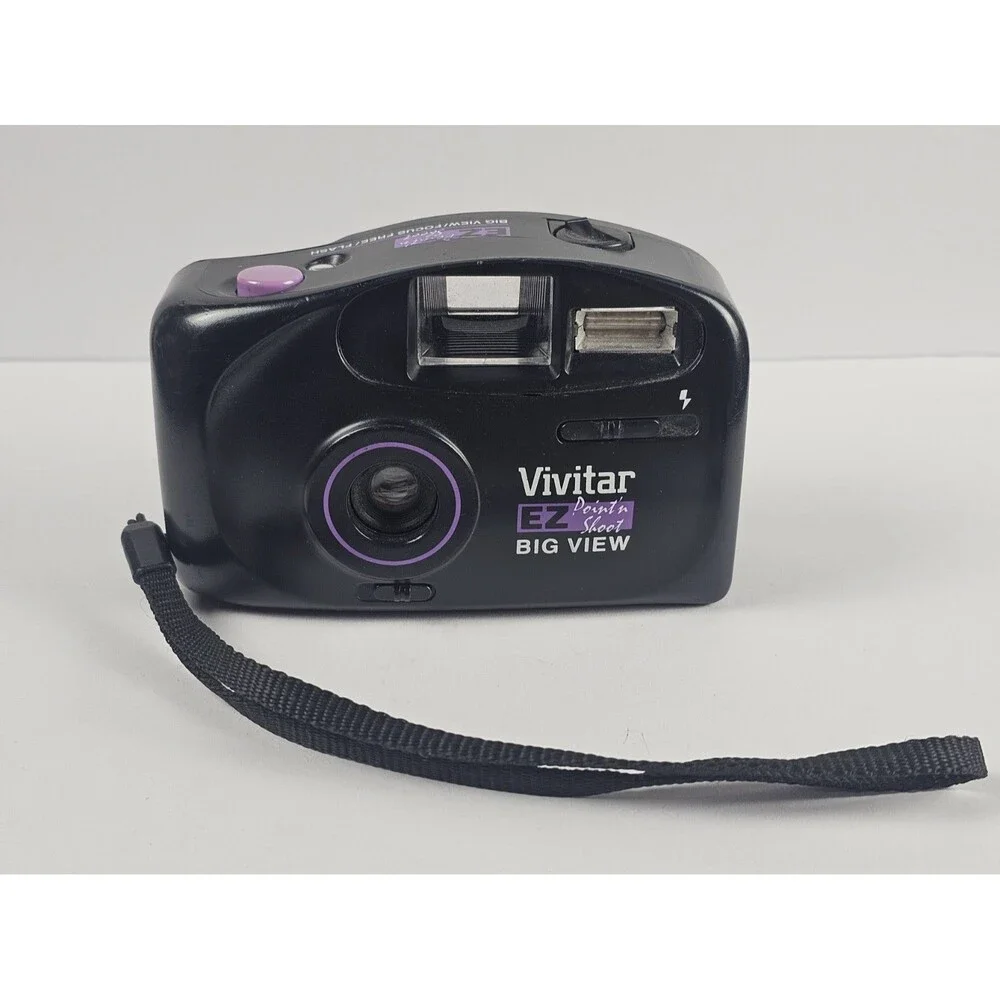 Vivitar EZ Point & Shoot 35mm Film Camera Big View Focus Free Flash Black Purple